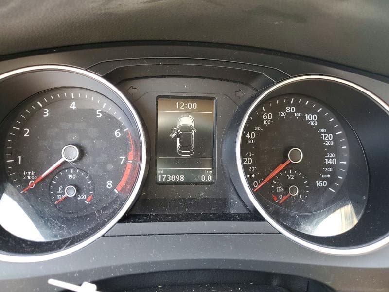 2017 VOLKSWAGEN JETTA SE 9