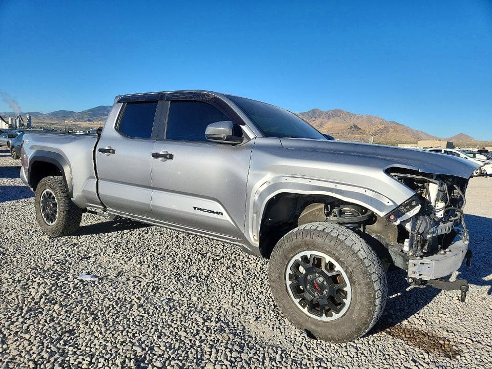 2025 TOYOTA TACOMA TRD OFF-ROAD 4