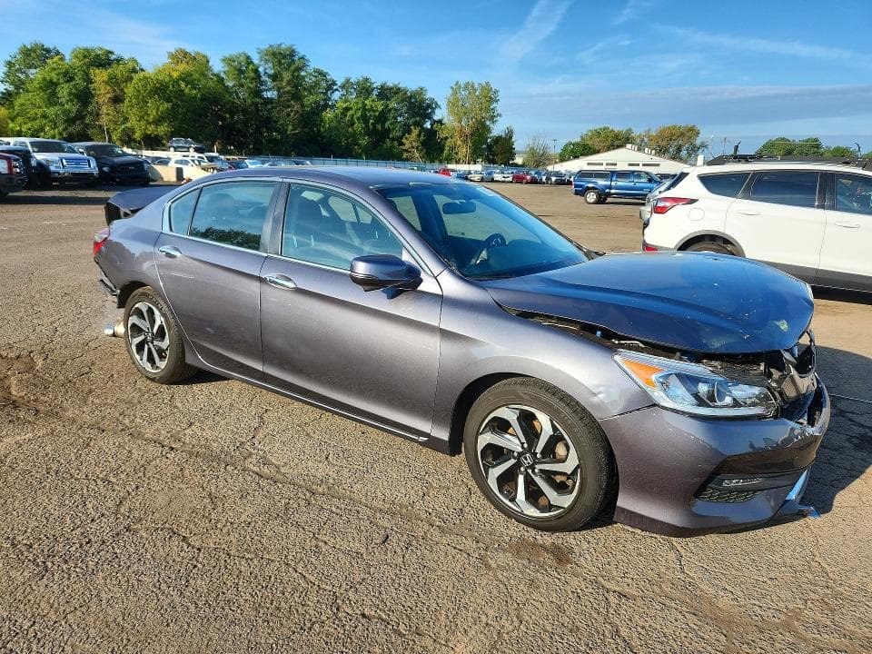 2017 HONDA ACCORD EX 4