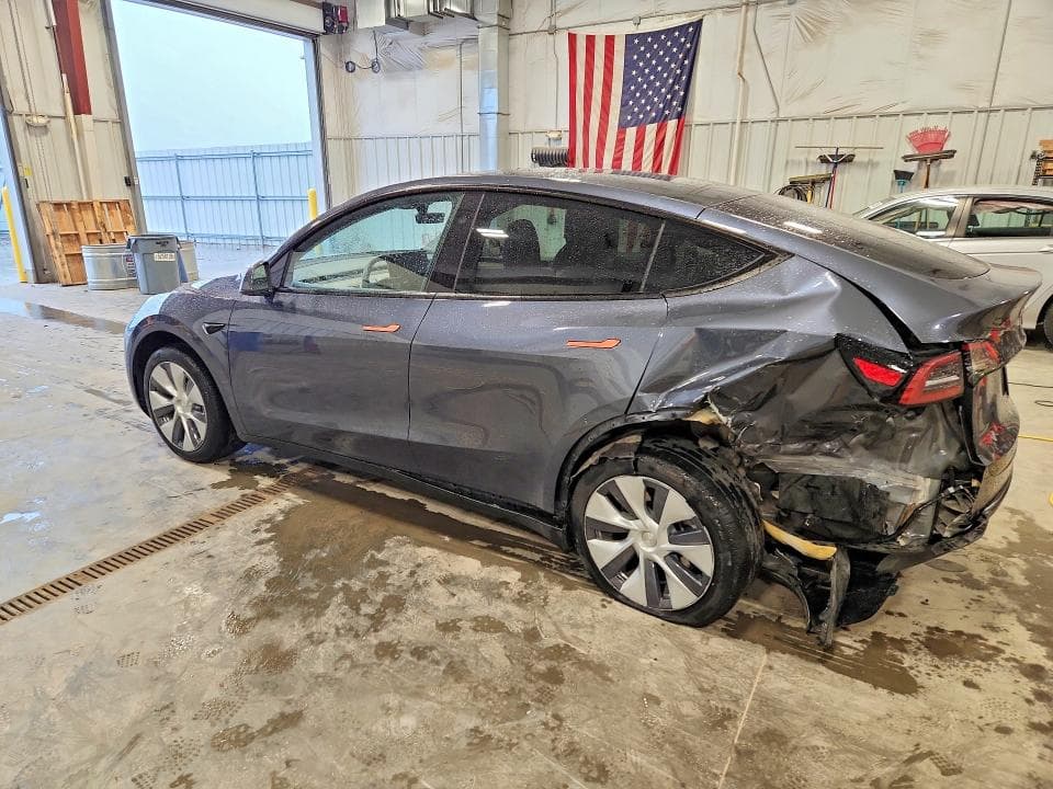 2023 TESLA MODEL Y 2