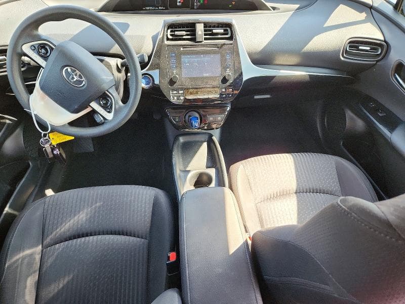 2017 TOYOTA PRIUS TWO 8
