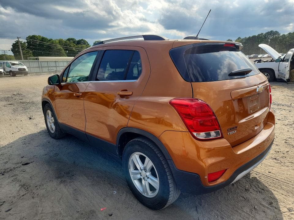 2017 CHEVROLET TRAX 1LT 2
