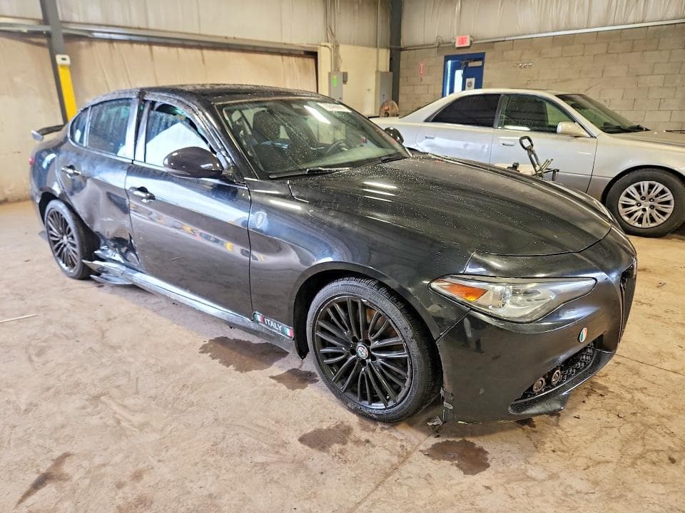 2017 ALFA ROMEO GIULIA TI Q4 4