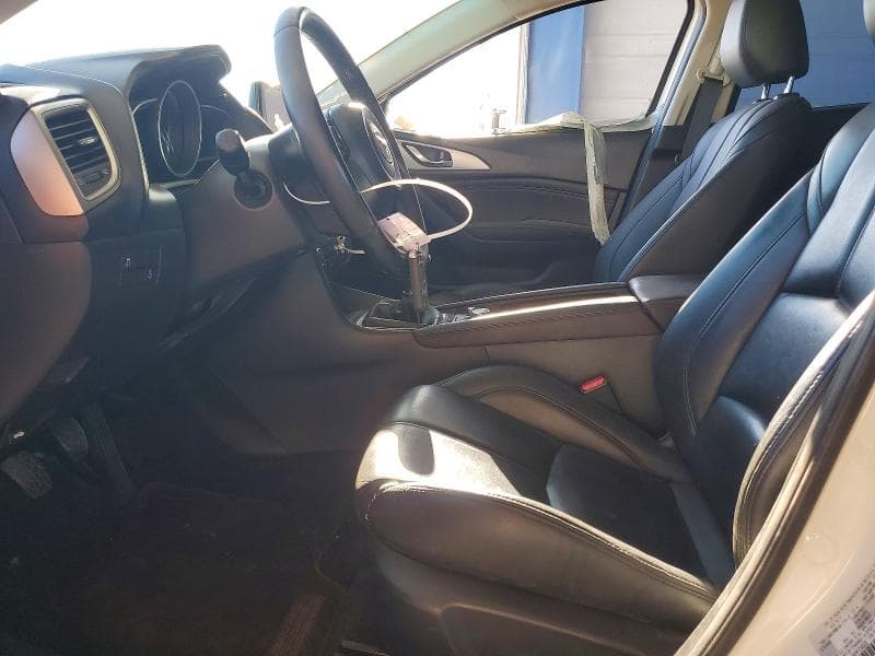 2017 MAZDA 3 TOURING 7
