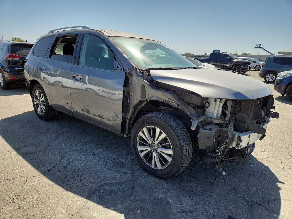 2019 NISSAN PATHFINDER SV 4