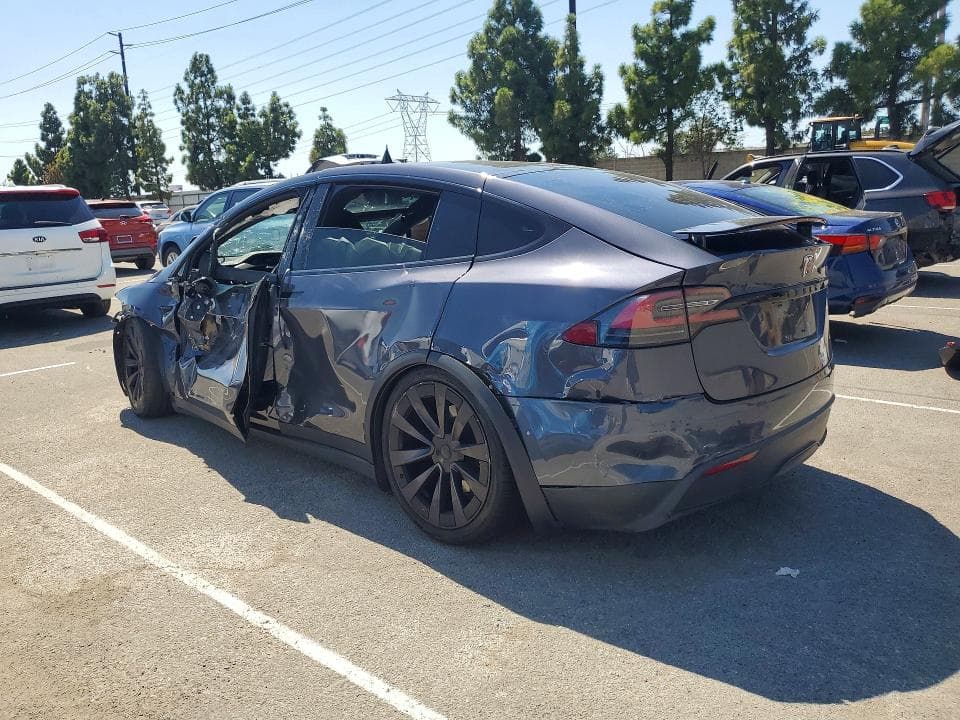 2022 TESLA MODEL X 2