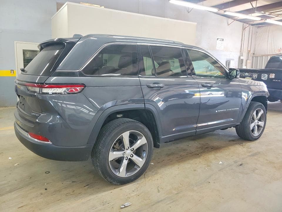 2022 JEEP GRAND CHEROKEE LIMITED 3