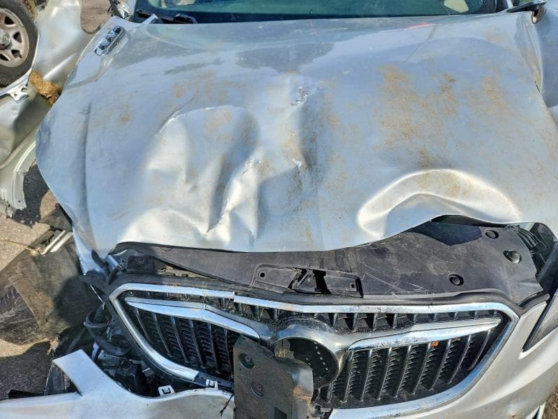2019 BUICK ENVISION ESSENCE 12