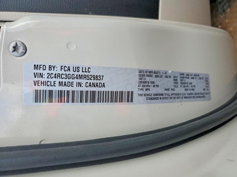 2021 CHRYSLER PACIFICA LIMITED 14