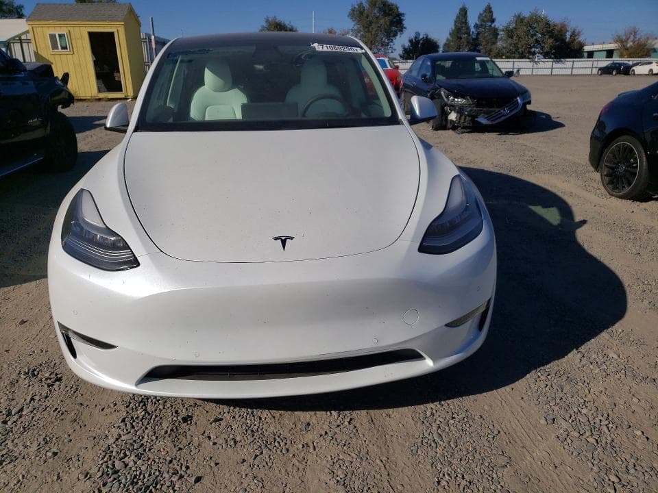 2022 TESLA MODEL Y 5
