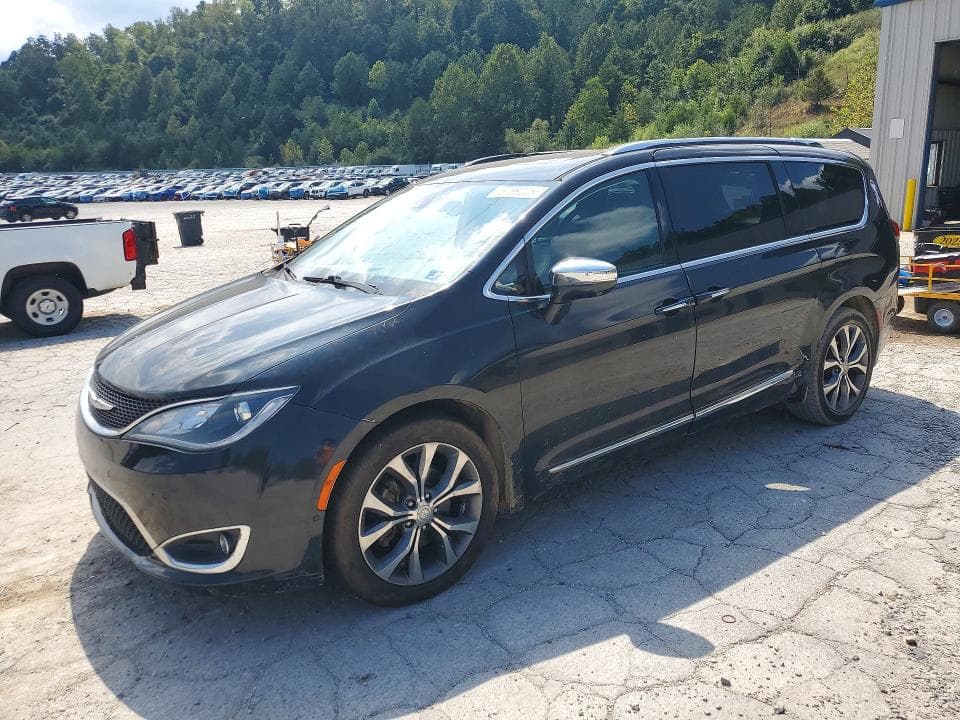 2018 CHRYSLER PACIFICA LIMITED - 1