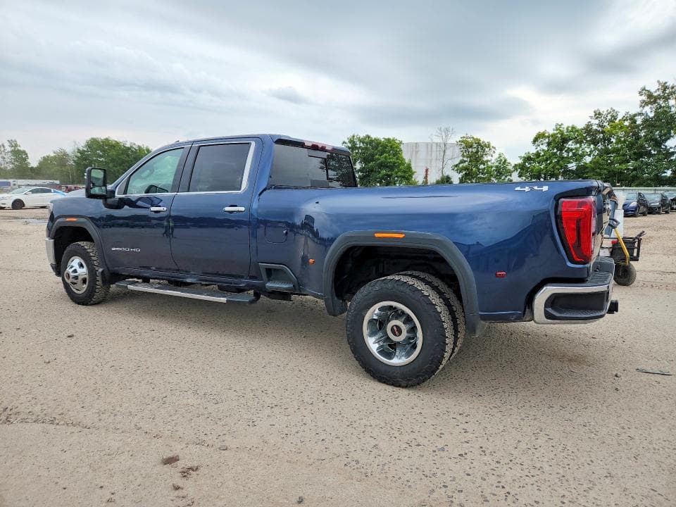 2022 GMC SIERRA K3500 SLT 2