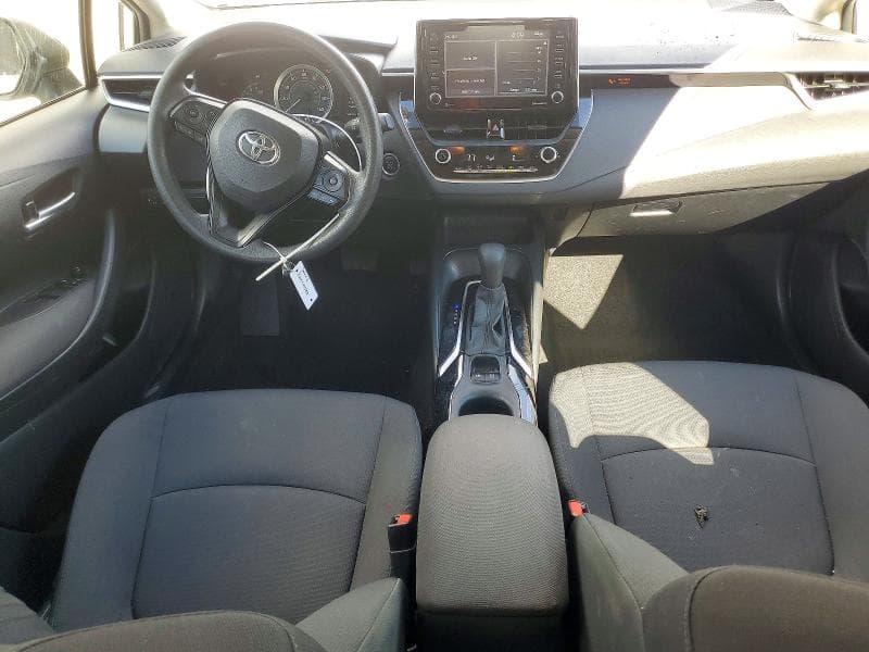 2021 TOYOTA COROLLA LE 8