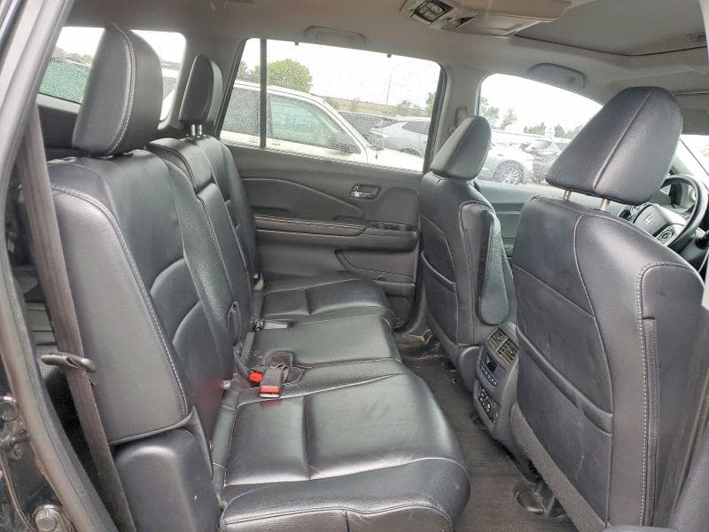 2017 HONDA PILOT TOURING 11
