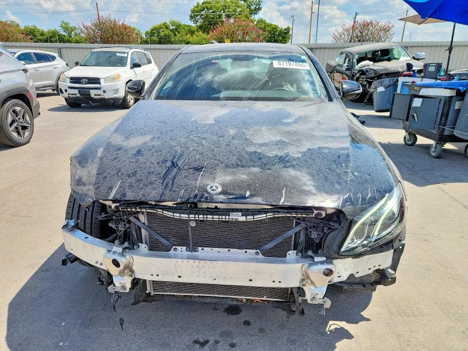 2017 MERCEDES-BENZ E 300 5