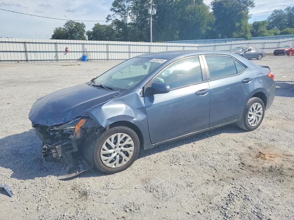 2017 TOYOTA COROLLA LE - 1