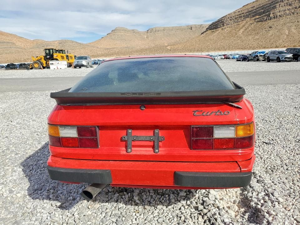1986 PORSCHE 944 TURBO 6