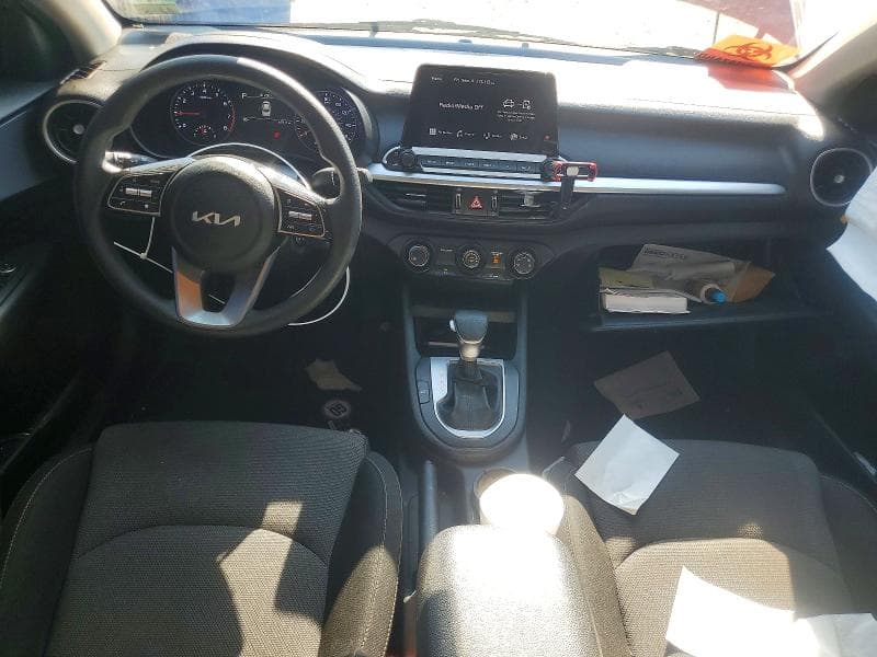 2024 KIA FORTE LXS 8