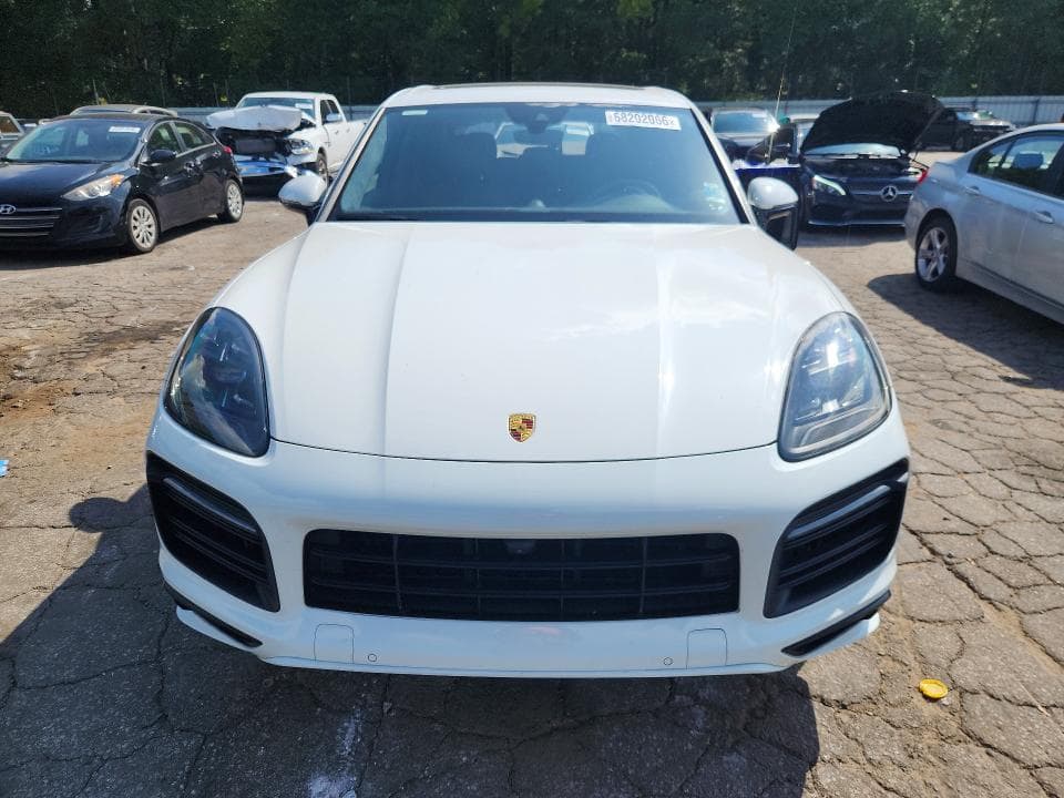 2022 PORSCHE CAYENNE GTS 5