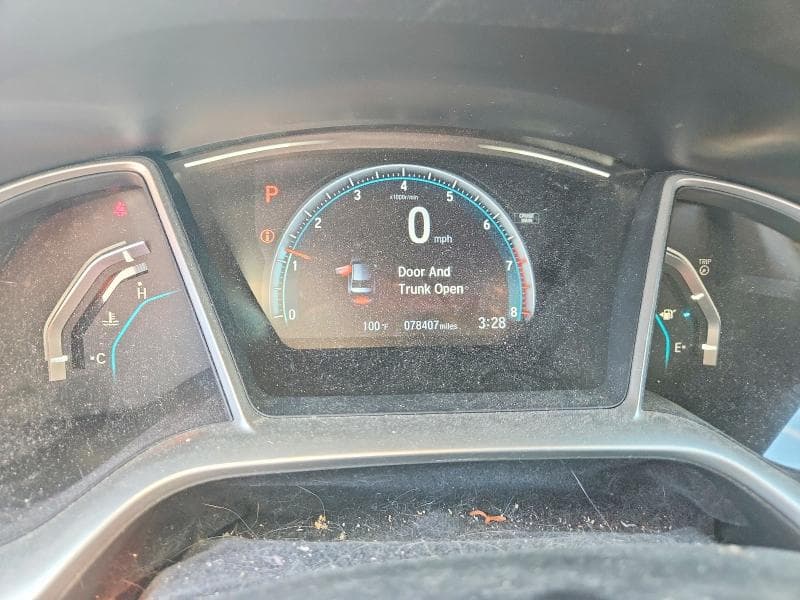 2018 HONDA CIVIC EX 9
