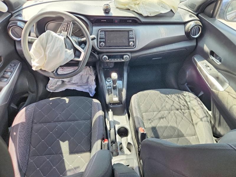 2019 NISSAN KICKS SV 8