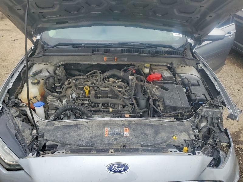 2020 FORD FUSION SE 11