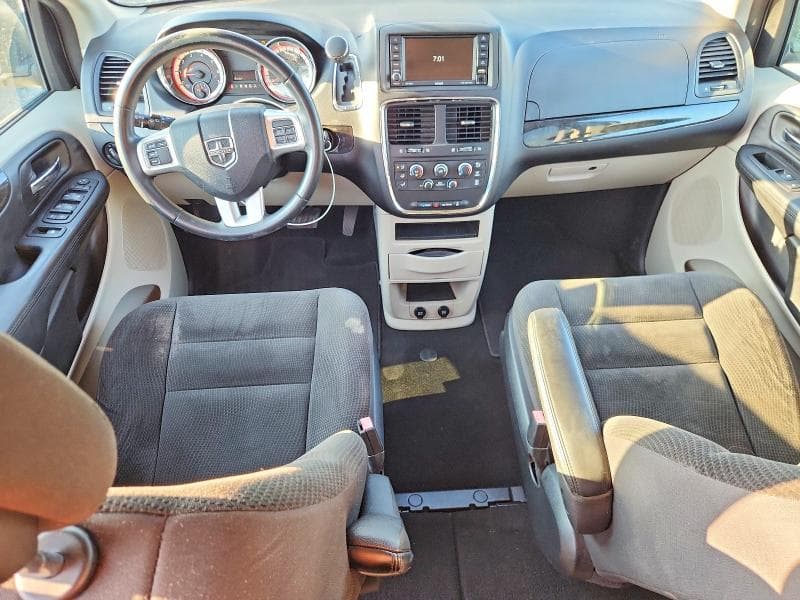 2017 DODGE GRAND CARAVAN SE 8