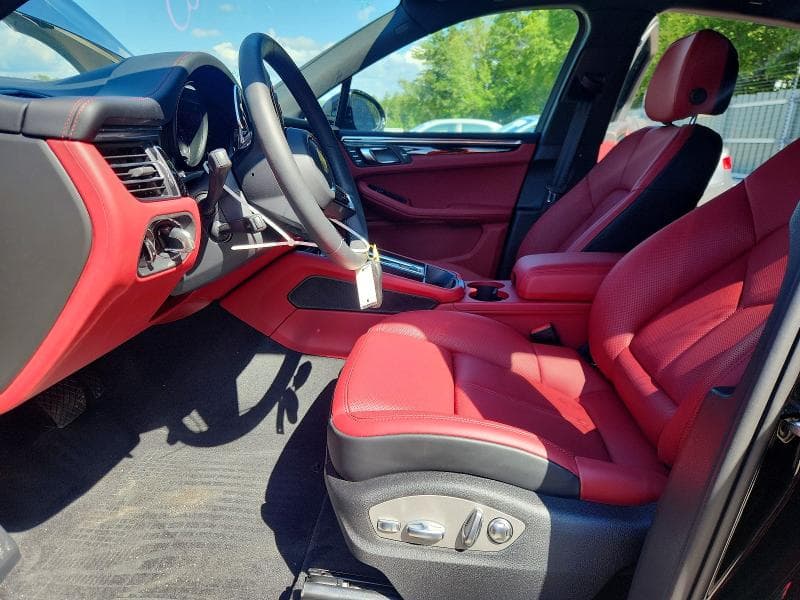 2026 PORSCHE MACAN BASE 7