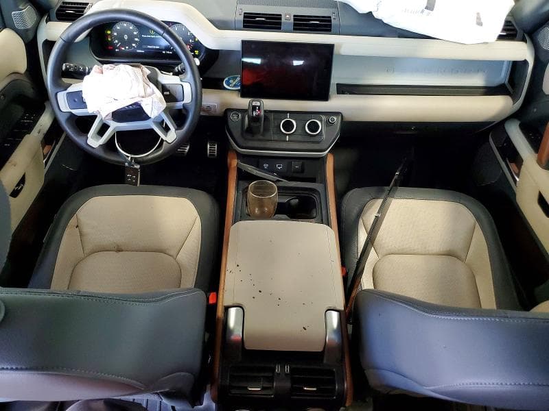 2023 LAND ROVER DEFENDER 130 X-DYNAMIC SE 8