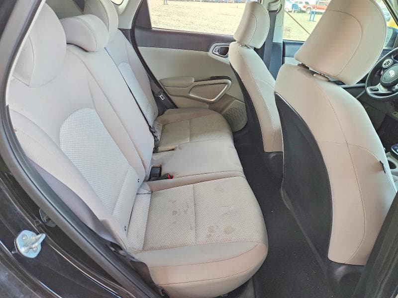 2020 KIA SOUL LX 11