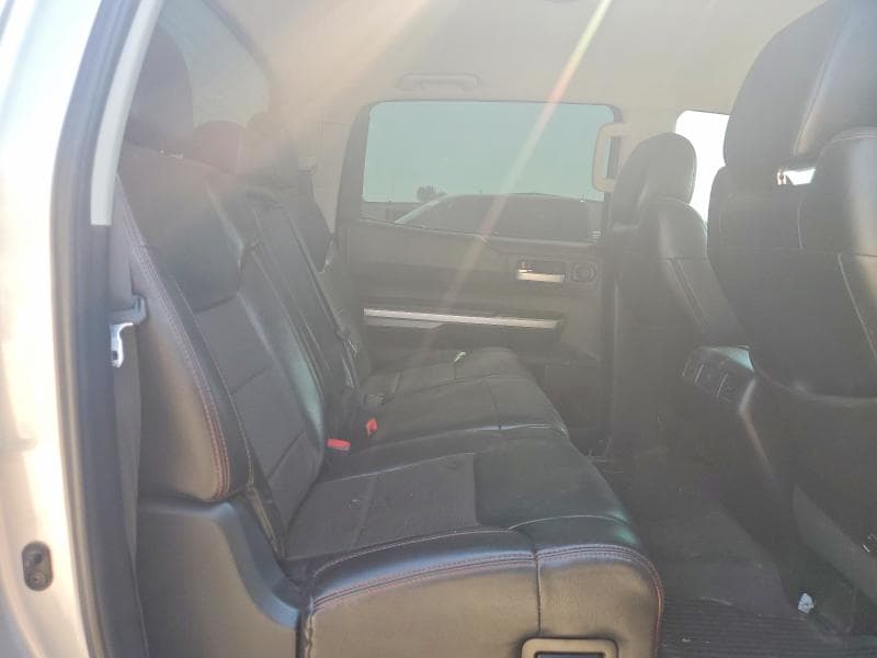 2017 TOYOTA TUNDRA SR5 10