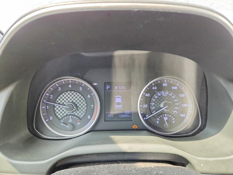 2019 HYUNDAI ELANTRA SEL 9