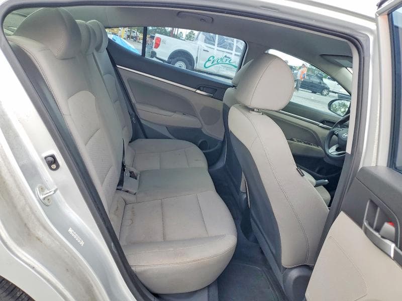 2019 HYUNDAI ELANTRA SEL 10