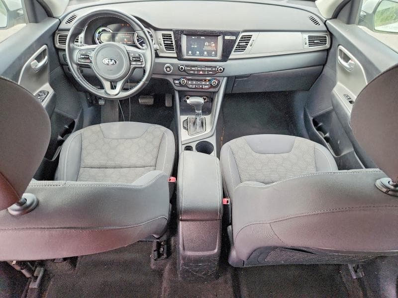 2017 KIA NIRO LX 8