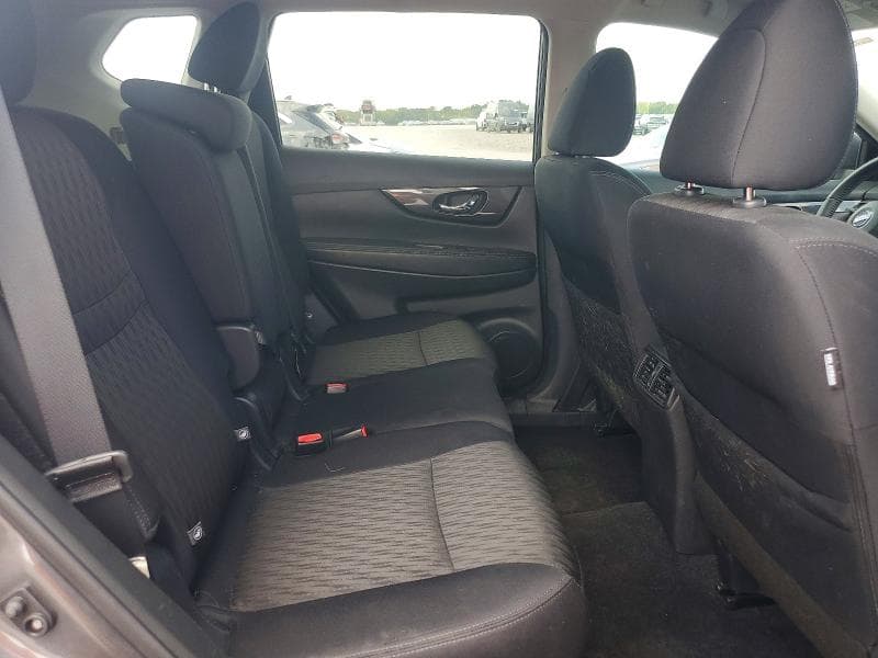 2019 NISSAN ROGUE S 11