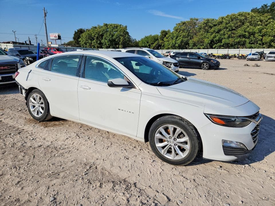 2020 CHEVROLET MALIBU LT 4