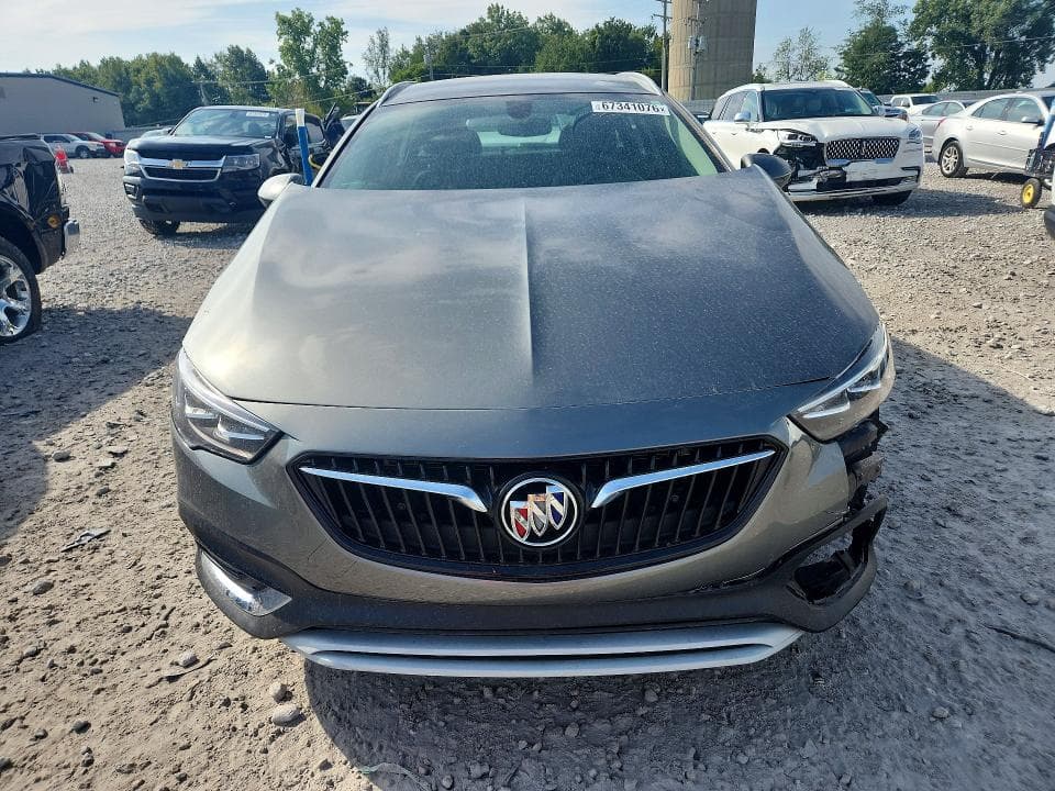 2018 BUICK REGAL TOURX ESSENCE 5
