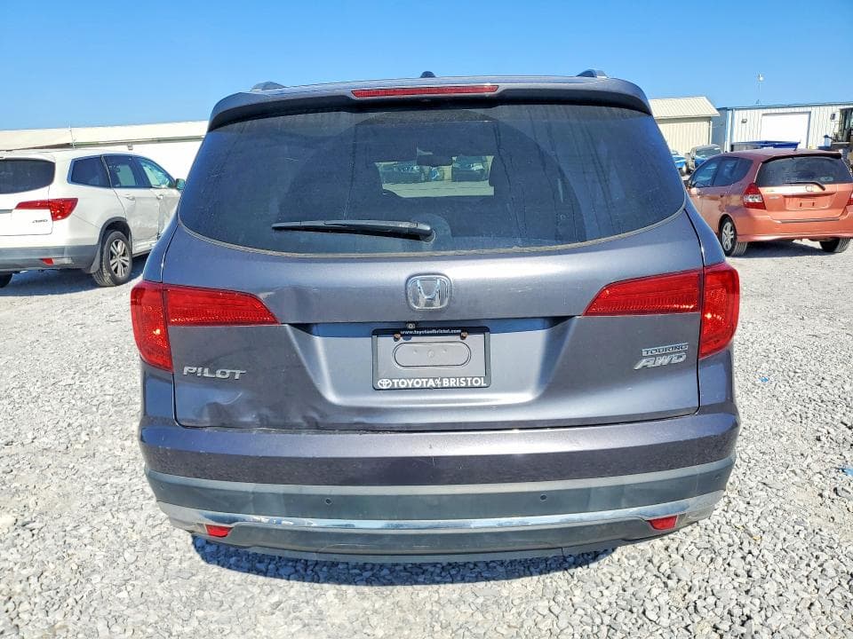 2018 HONDA PILOT TOURING 6