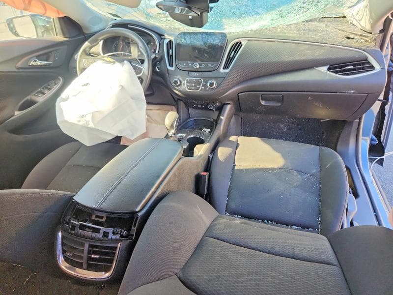 2025 CHEVROLET MALIBU LT 8