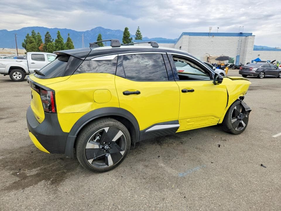 2025 NISSAN KICKS SR 3