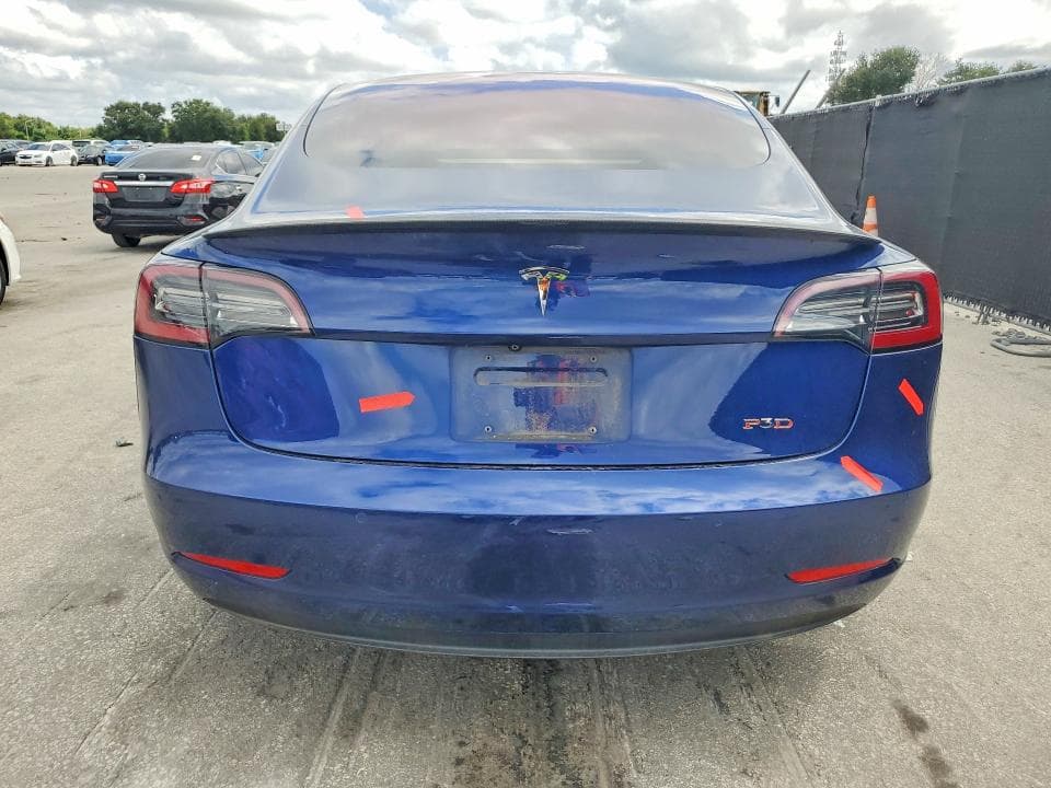 2018 TESLA MODEL 3 6