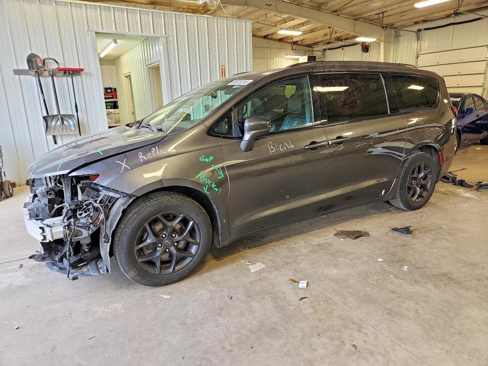 2019 CHRYSLER PACIFICA TOURING L PLUS - 1