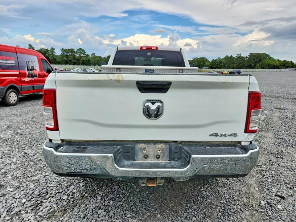 2021 RAM 2500 TRADESMAN 6