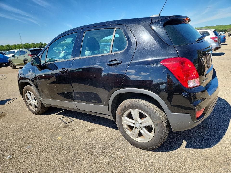 2019 CHEVROLET TRAX LS 2