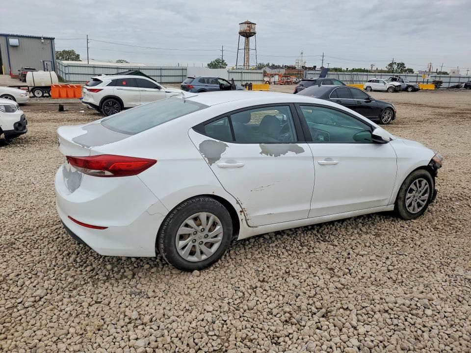 2017 HYUNDAI ELANTRA SE 3