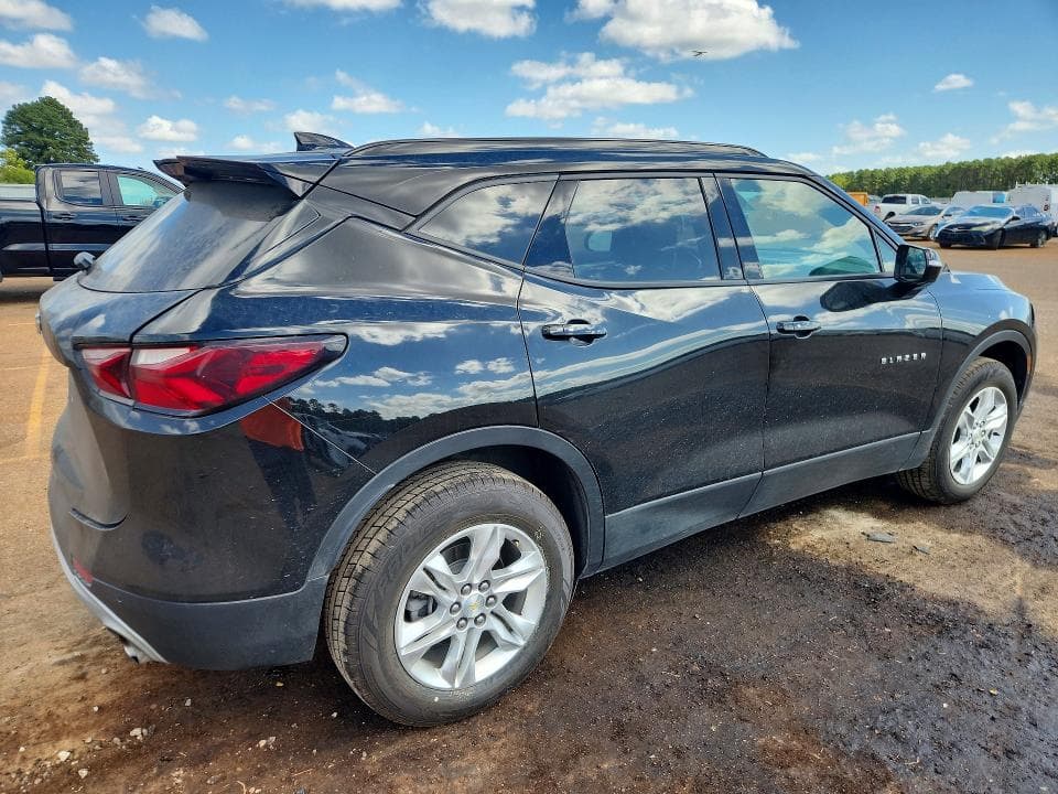 2021 CHEVROLET BLAZER 2LT 3