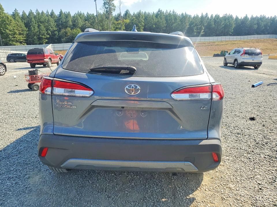 2024 TOYOTA COROLLA CROSS LE 6