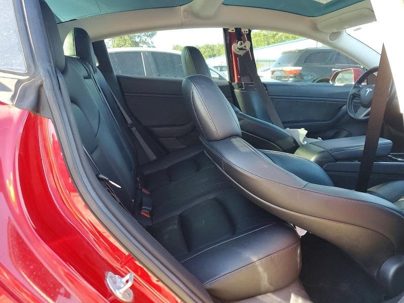 2018 TESLA MODEL 3 10
