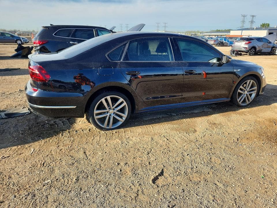 2018 VOLKSWAGEN PASSAT S 3