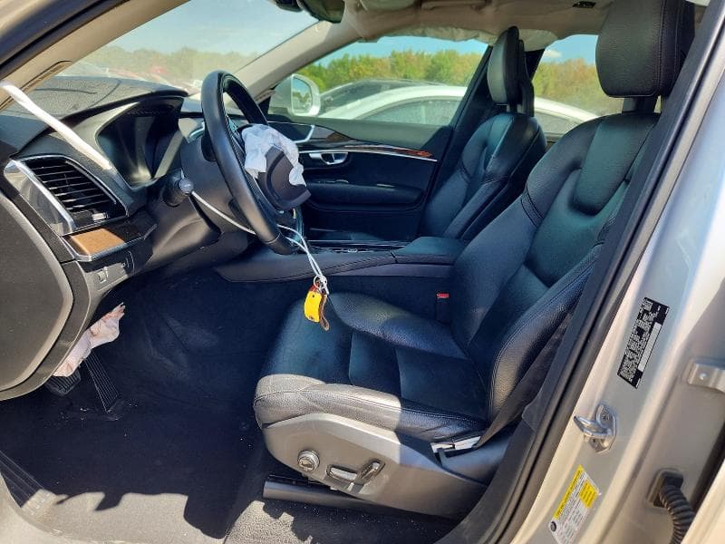 2018 VOLVO XC90 T5 7